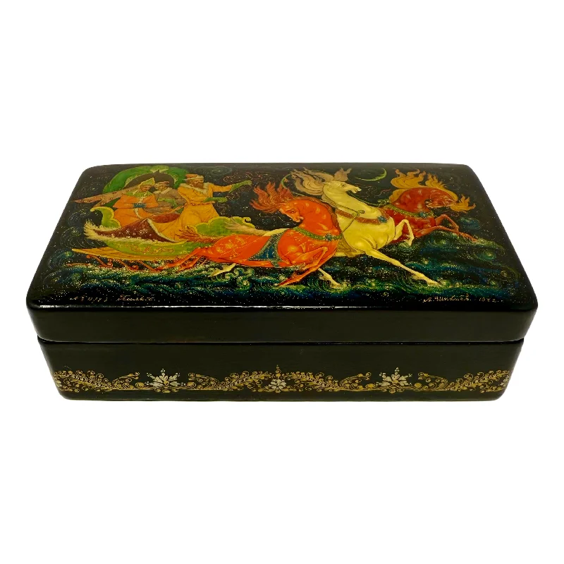 "Troika Ride" Vintage Lacquer Box Signed