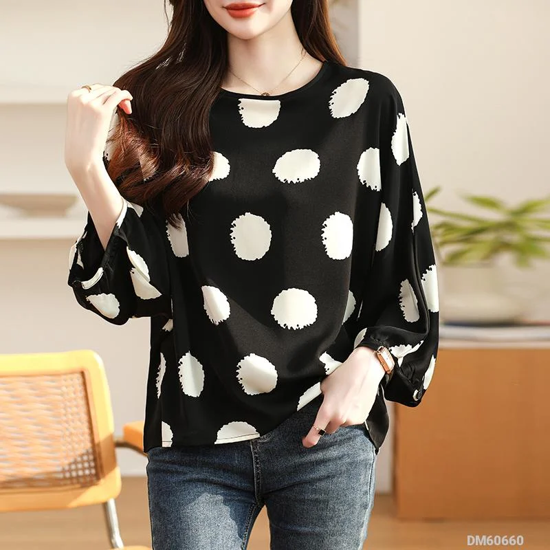 Woman Fashion Shirt DM60660